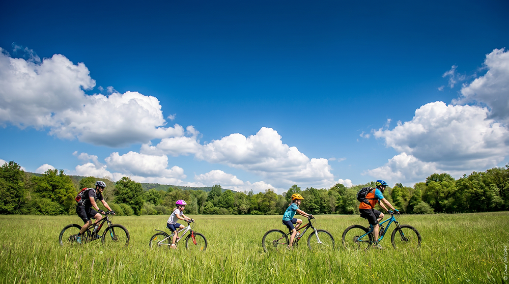 Nature lacs et activités dans le Jura