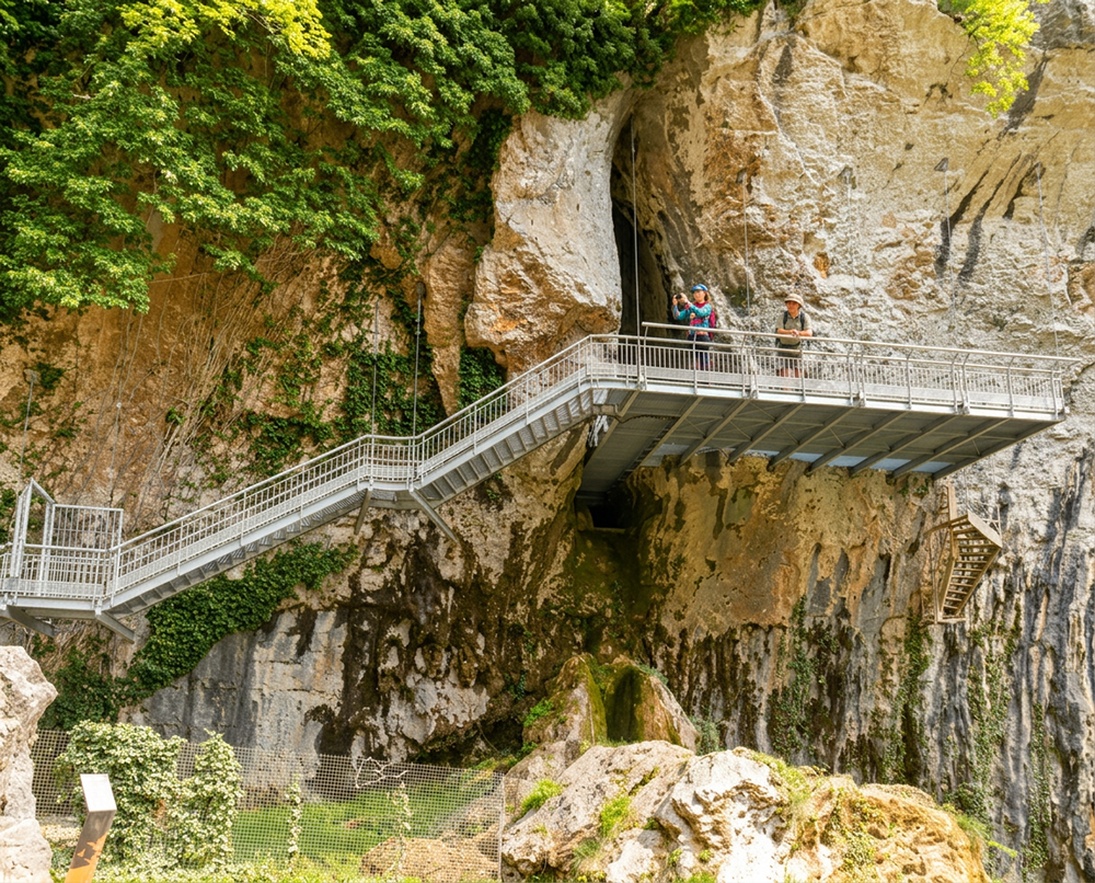 Les sites naturels du Jura - Les grottes de Baume-les-Messieurs
